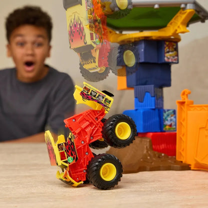 Monster Jam - Mash & Bash Crash Course 1:18 Playset