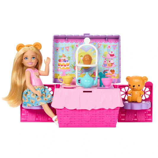 Barbie - Family & Friends - Tea Party Picnic with Chelsea Doll Playset