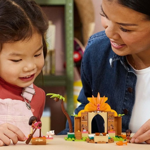 LEGO Disney - Moana Village House & Boat (43282)