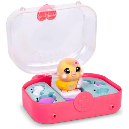 Little Live Pets - Ouchies - Chirpy The Chick Vet Kit