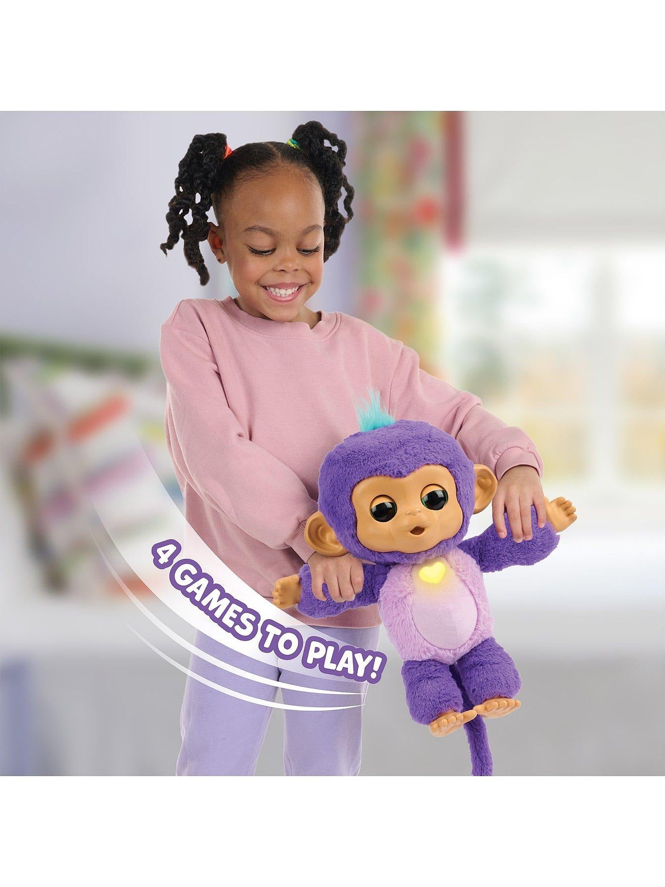 Fingerlings - Care 'n' Cuddles Interactive Baby Monkey