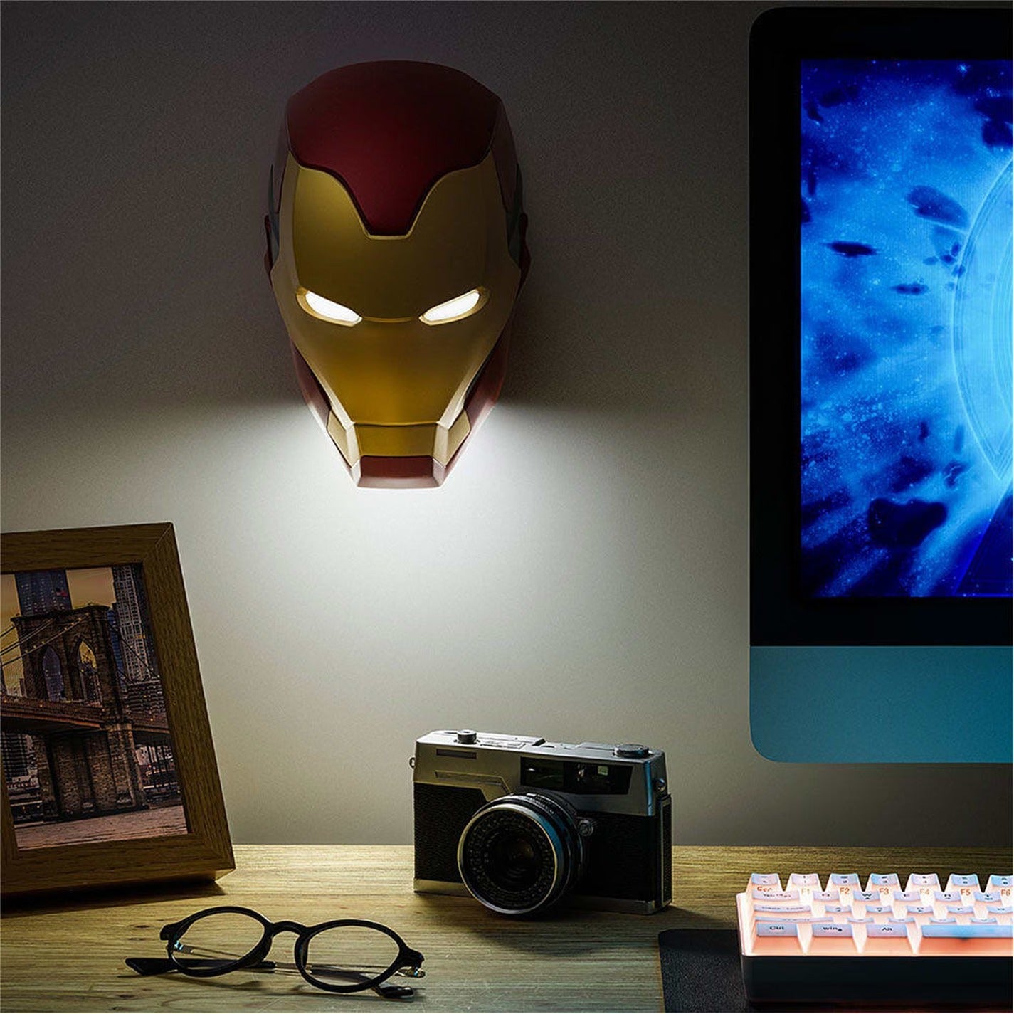 Iron Man - Mask Light