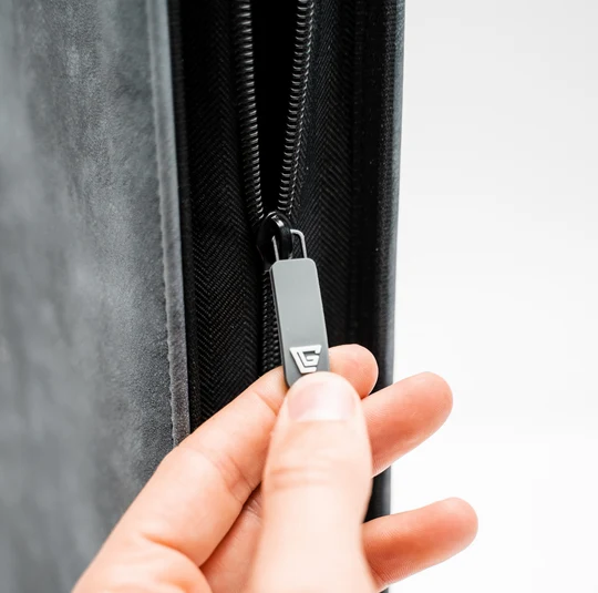 Gemloader - Premium 9 Pocket Toploader Binder - Red
