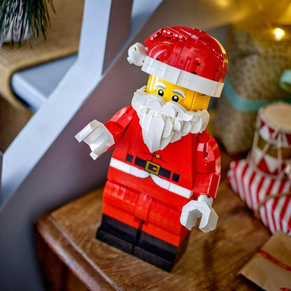 LEGO - Up-Scaled Santa Minifigure (40820)