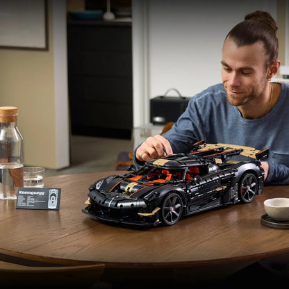 LEGO Technic - Koenigsegg Sadair's Spear (42232)