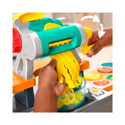 Play-Doh - Super Sizzlin Kitchen with 8 Play-Doh Tubs