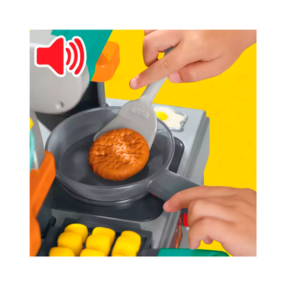 Play-Doh - Super Sizzlin Kitchen with 8 Play-Doh Tubs