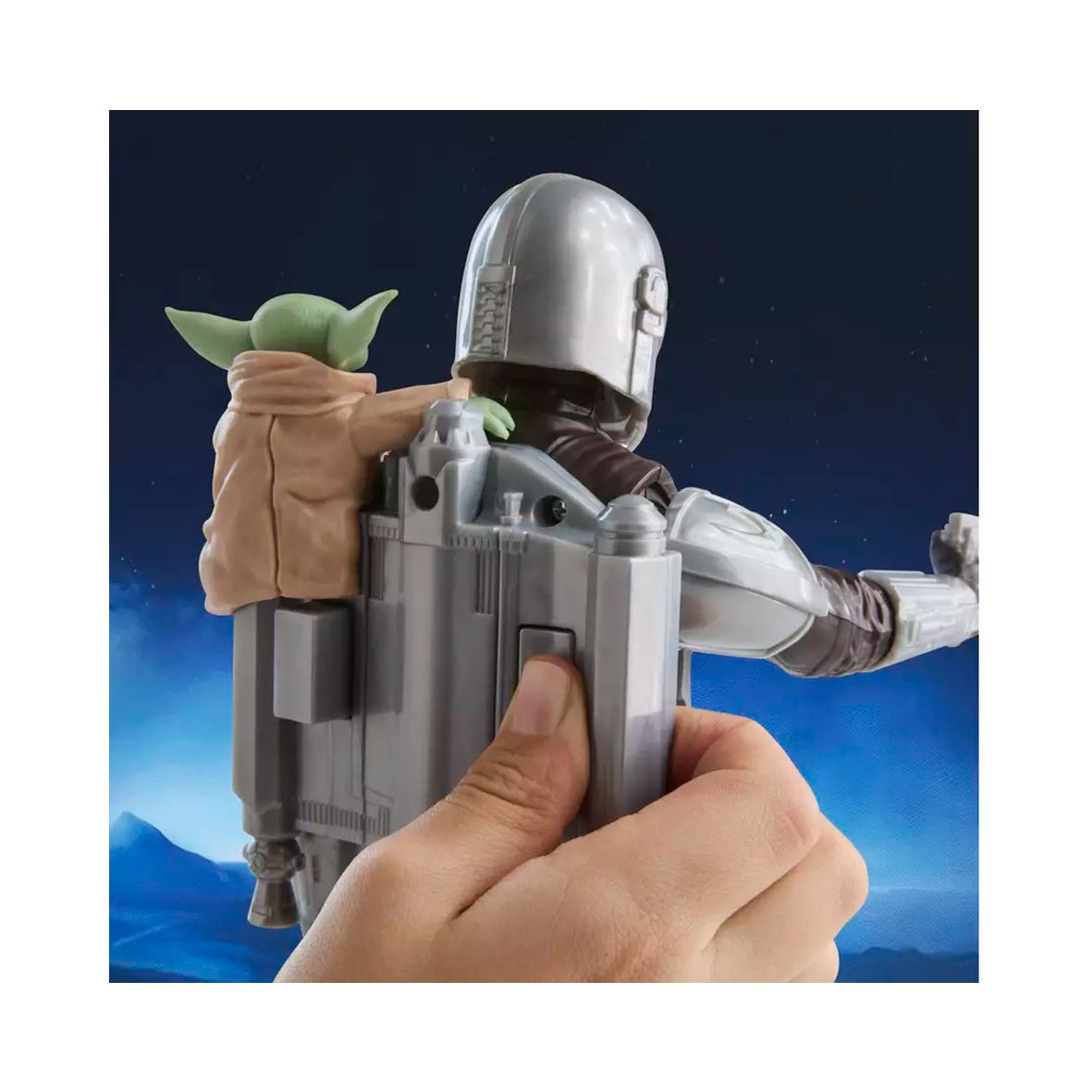 Star Wars - Star Wars The Mandalorian And Gru - Movie Feature Figure